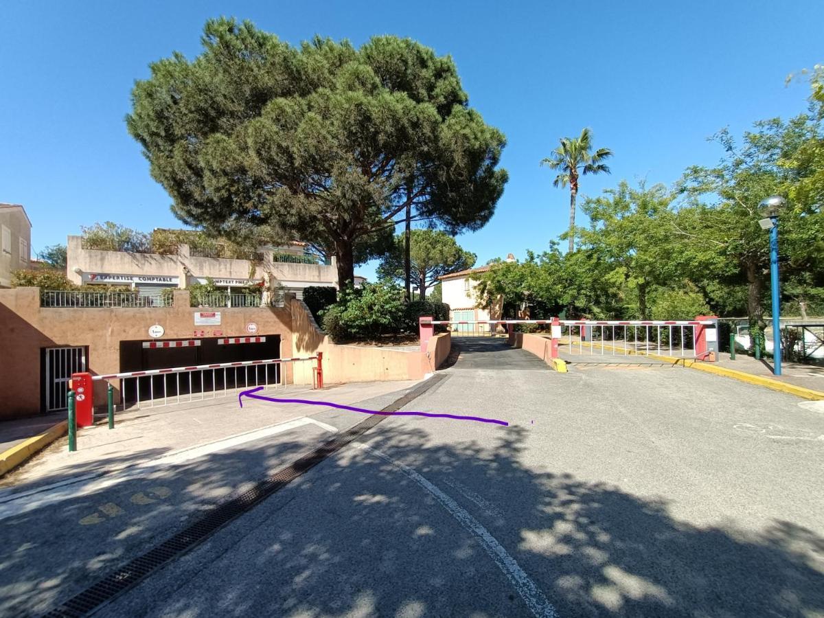 Port Cogolin, T2 Calme Dans Belle Residence, Piscine, Proche St Tropez Luaran gambar
