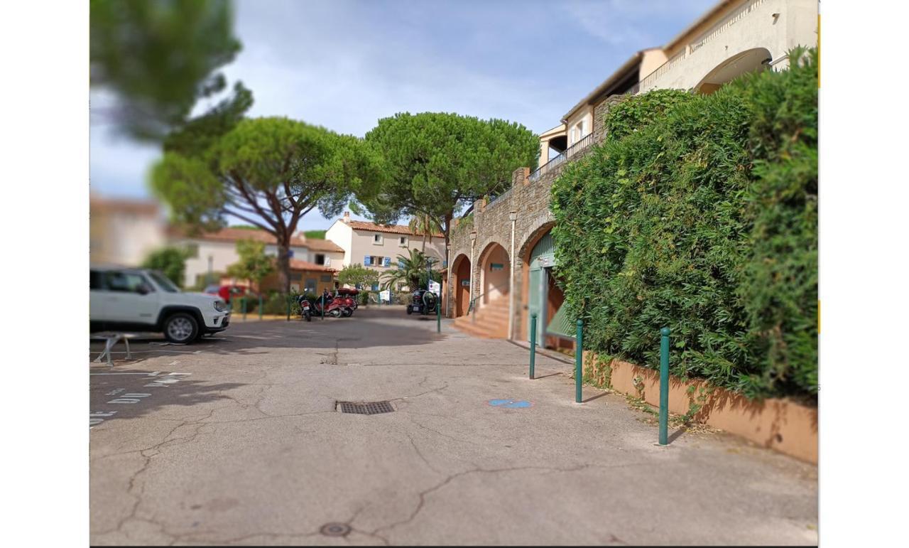 Port Cogolin, T2 Calme Dans Belle Residence, Piscine, Proche St Tropez Luaran gambar