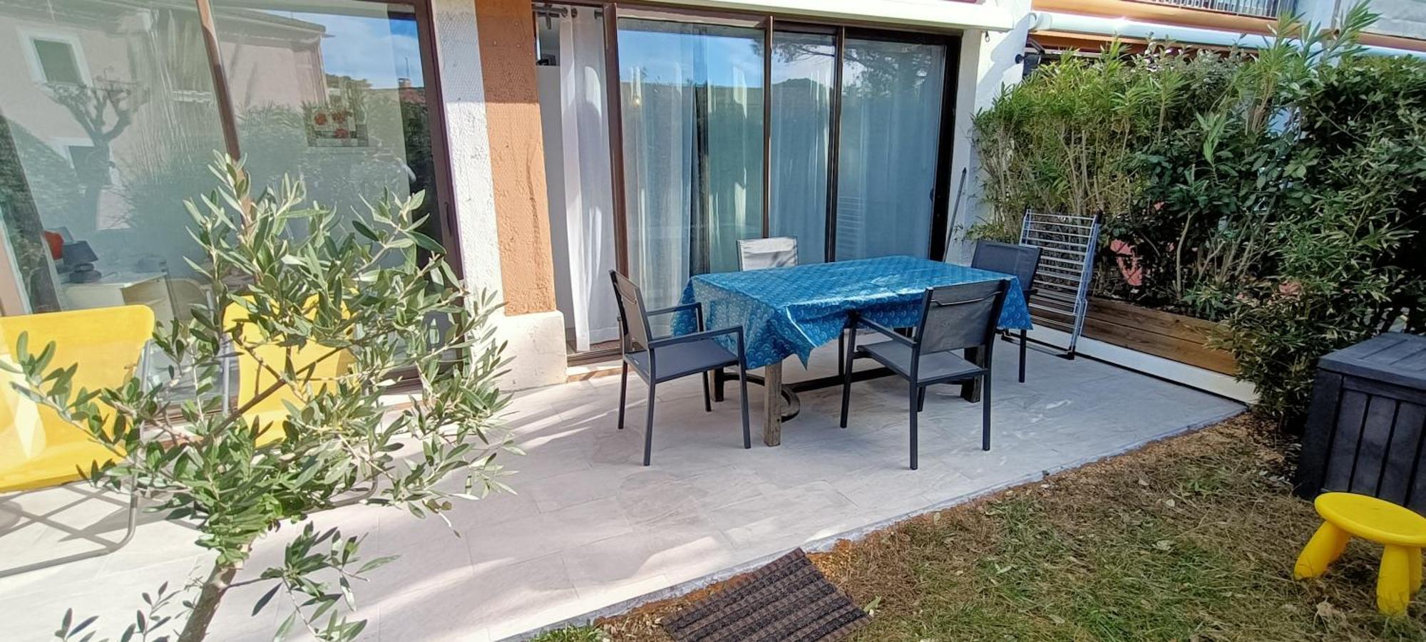Port Cogolin, T2 Calme Dans Belle Residence, Piscine, Proche St Tropez Luaran gambar